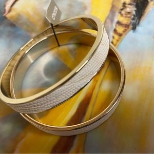 Chicos gold cream 2 bangle bracelet set NWTs